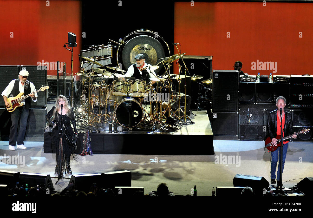 John McVie, Stevie Nicks, Mick Fleetwood and Lindsey Buckingham Fleetwood Mac performing live at