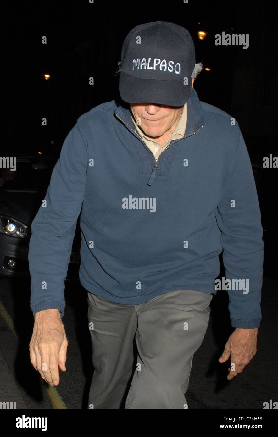 Clint Eastwood is spotted outside Claridge's hotel wearing a cap bearing  the name of his production company, Malpaso London Stock Photo - Alamy