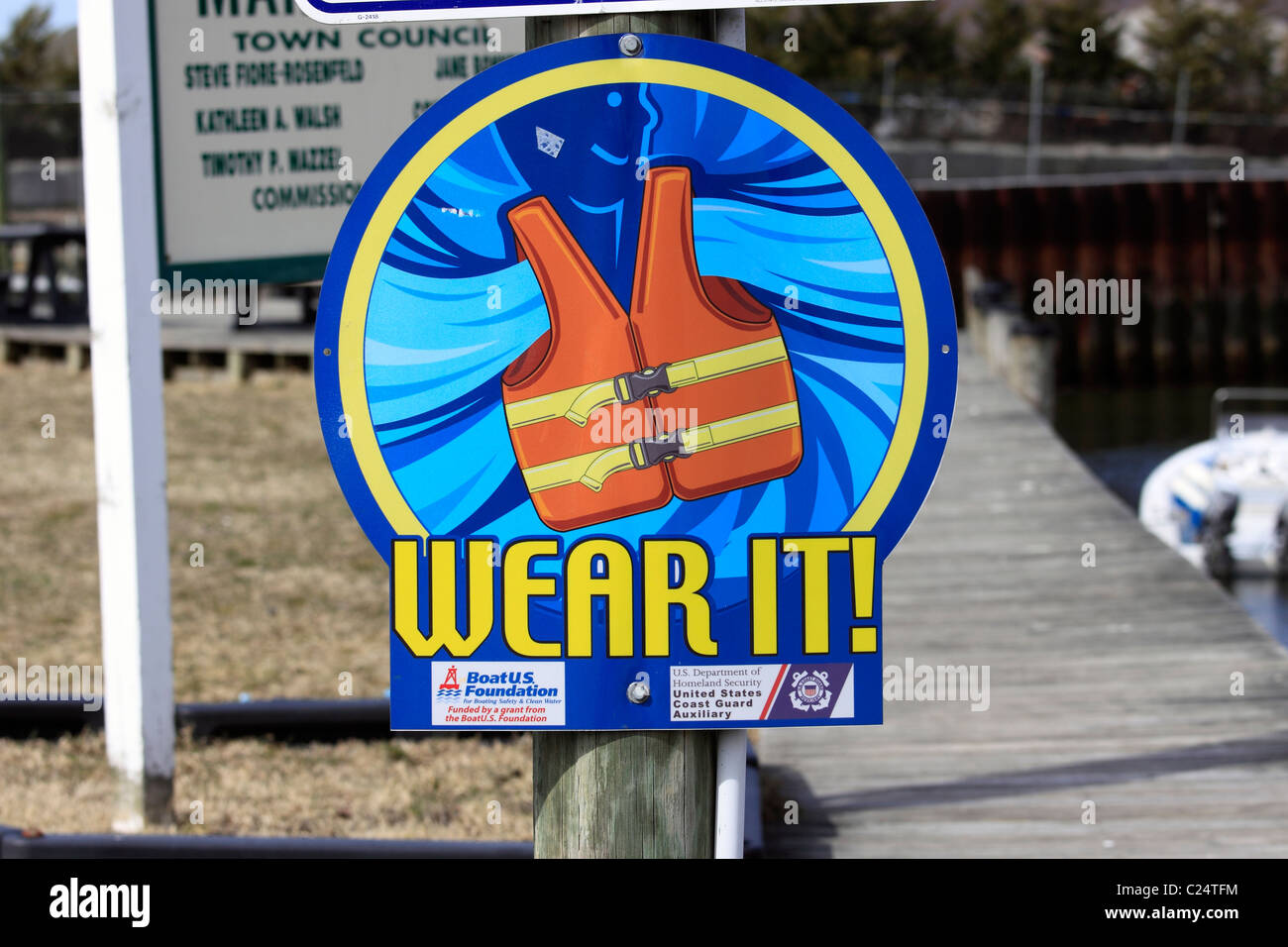 Boating safety sign, Long island NY Stock Photo Alamy