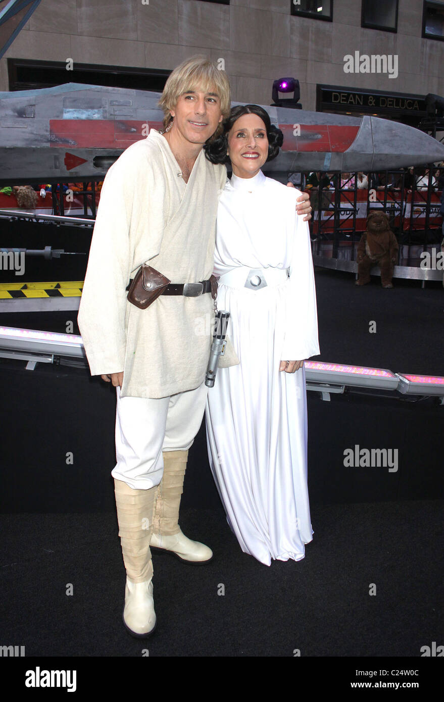 Matt Lauer as Luke Skywalker and Meredith Vieira as Princess Leia NBC's 'Today Show' anchors dress as the cast of 'Star Wars' Stock Photo