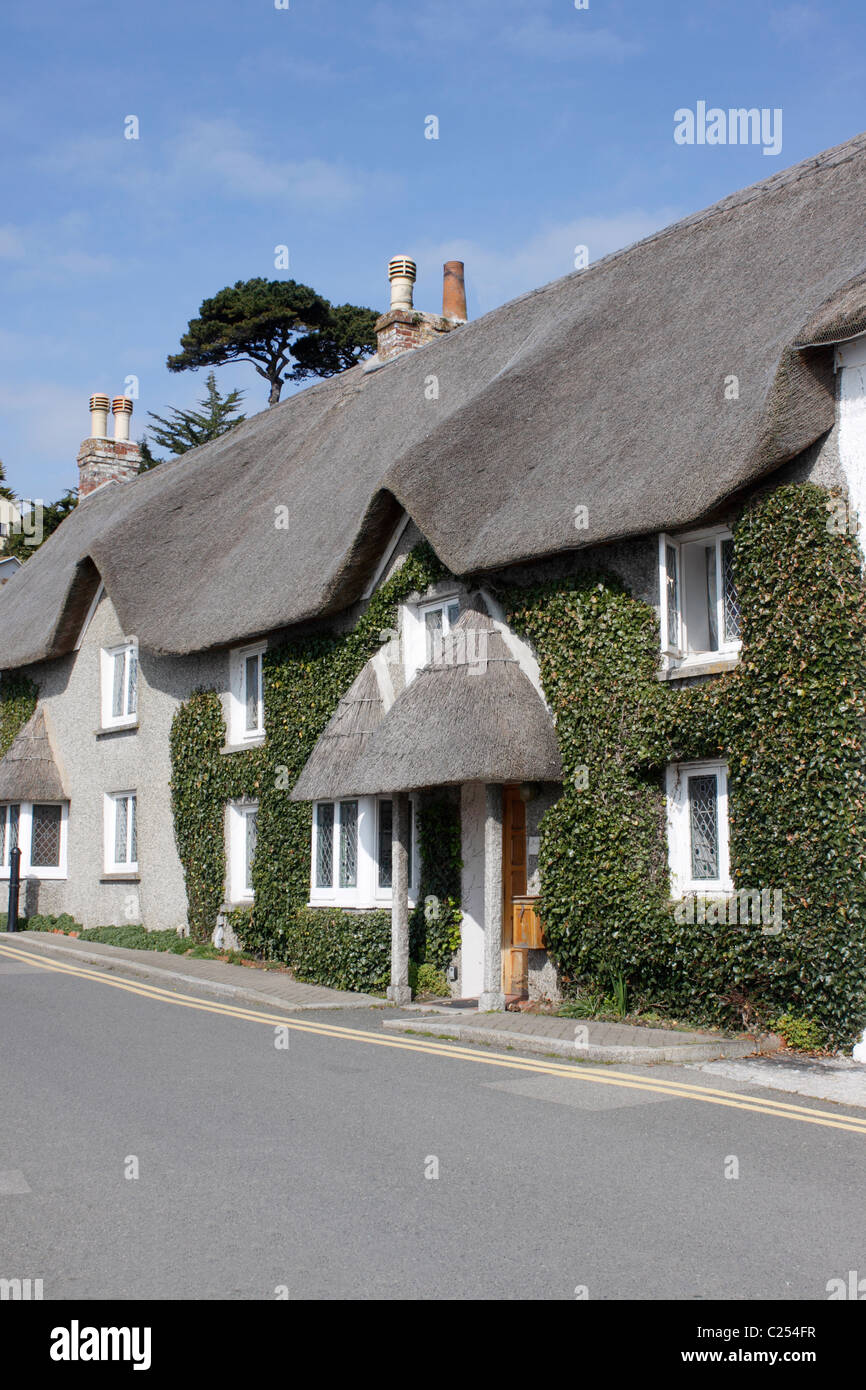 Thatched Cottages St Mawes Cornwall Stock Photos Thatched