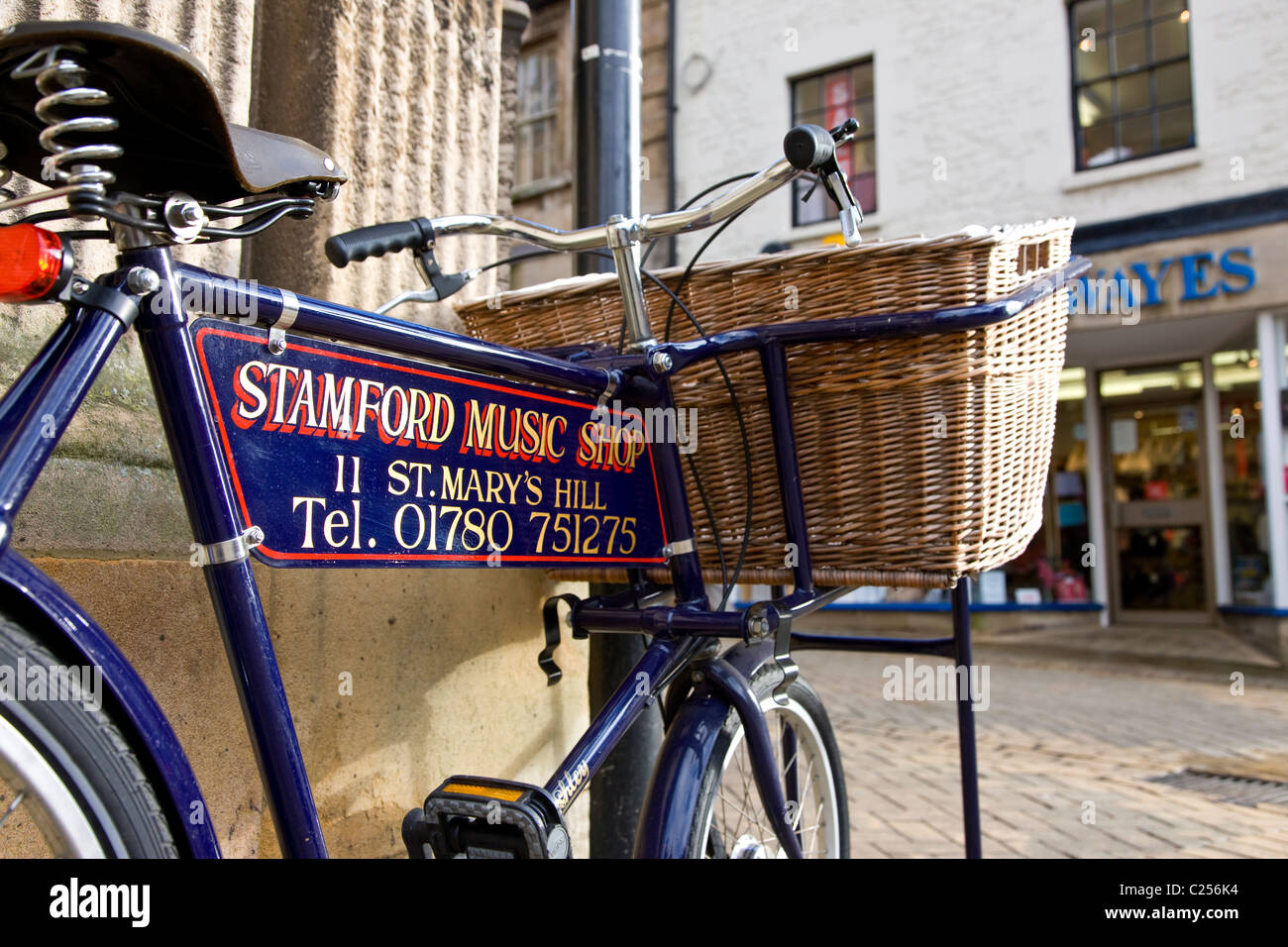Old fashioned bike in Red Lion Square Stock Photo