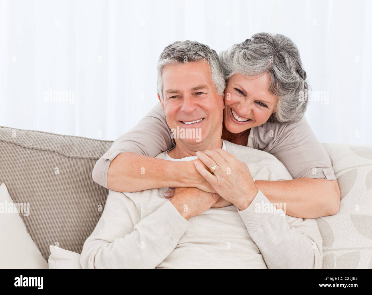 супруги брак. семья втроем. мужчина и женщина. Her husband is old. Her husband is old.