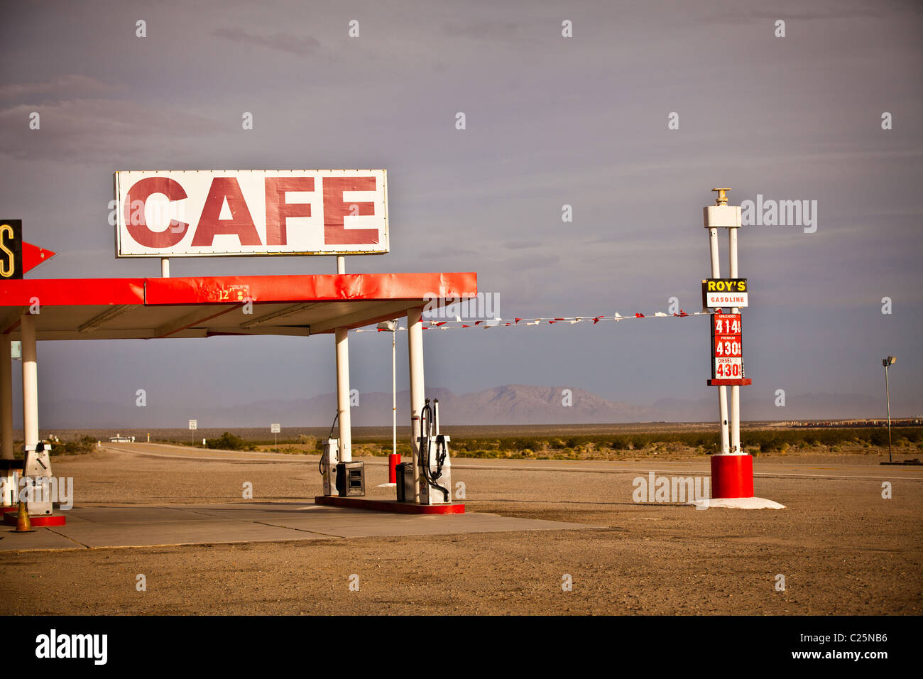 Roy's Motel & Cafe, historic landmark along the old Route 66 in the Mojave Desert Amboy, CA Stock Photo