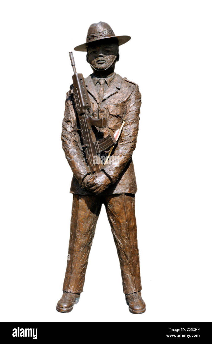 Maidstone, Kent, England, UK. Bronze statue of a Gurkha soldier in front of Maidstone Museum. Unveiled Oct 2008 Stock Photo