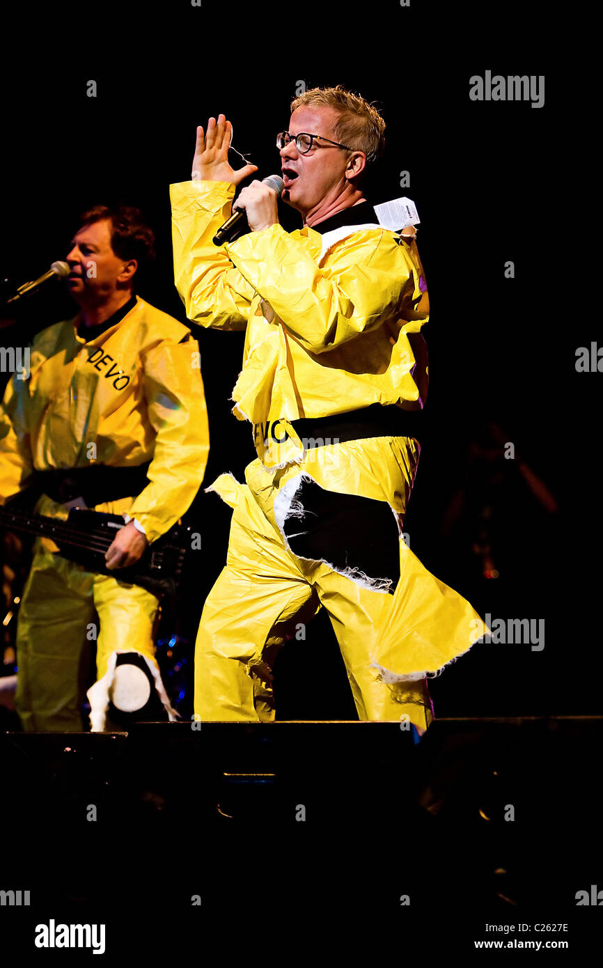 Rock Band DEVO performing live in concert Stock Photo Alamy