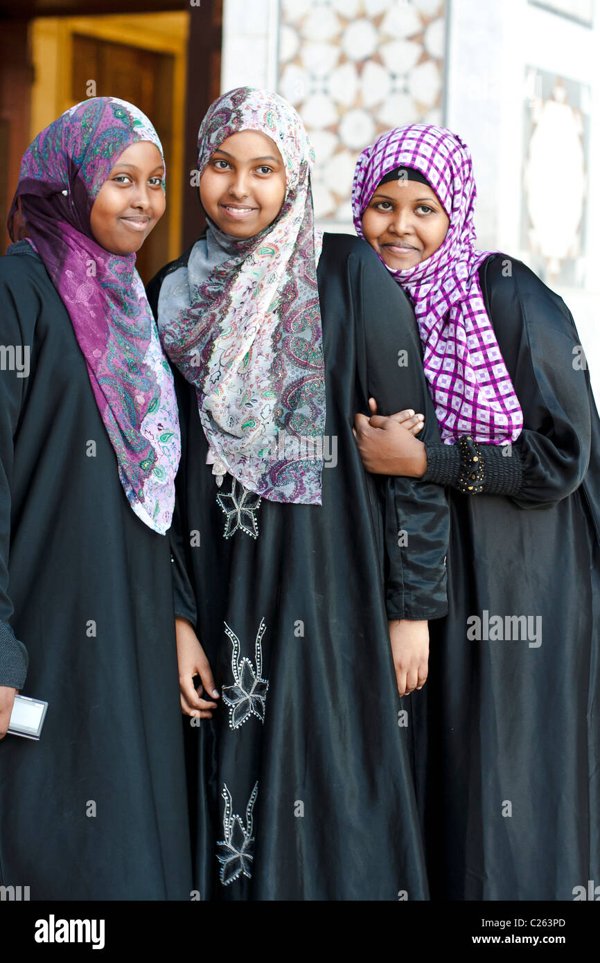 arab-girls-hi-res-stock-photography-and-images-alamy