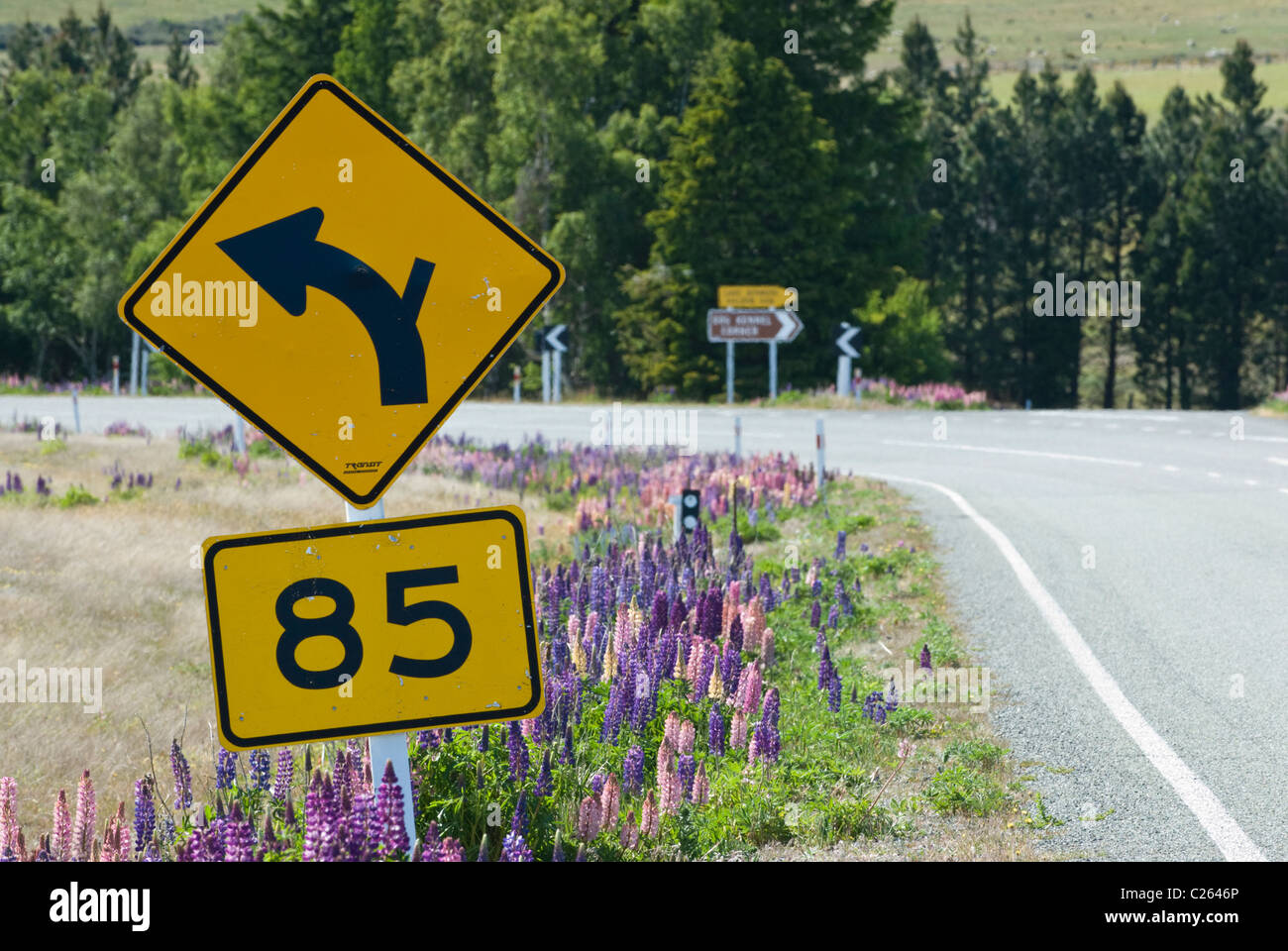 Kph mph hi res stock photography and images Alamy