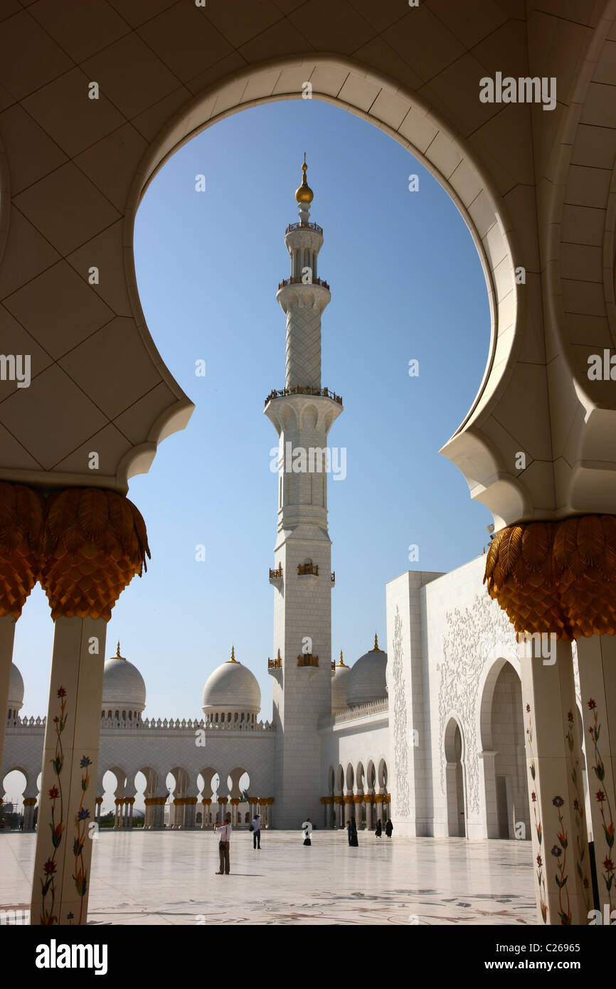 Sheikh Zayed Mosque, Abu Dhabi. Third biggest mosque in the world