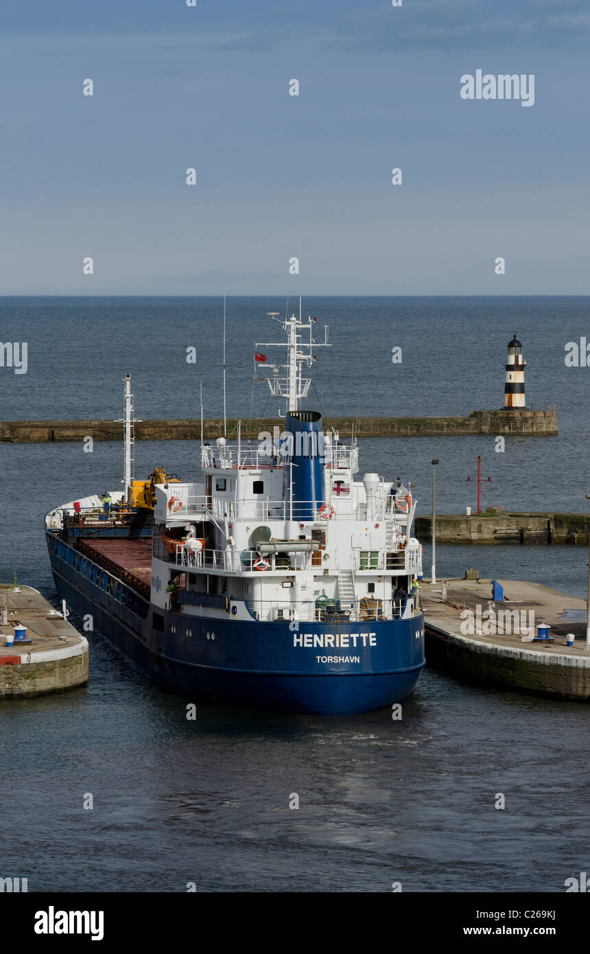 Ship Leaving Seaham Harbour In County Durham Stock Photo Alamy