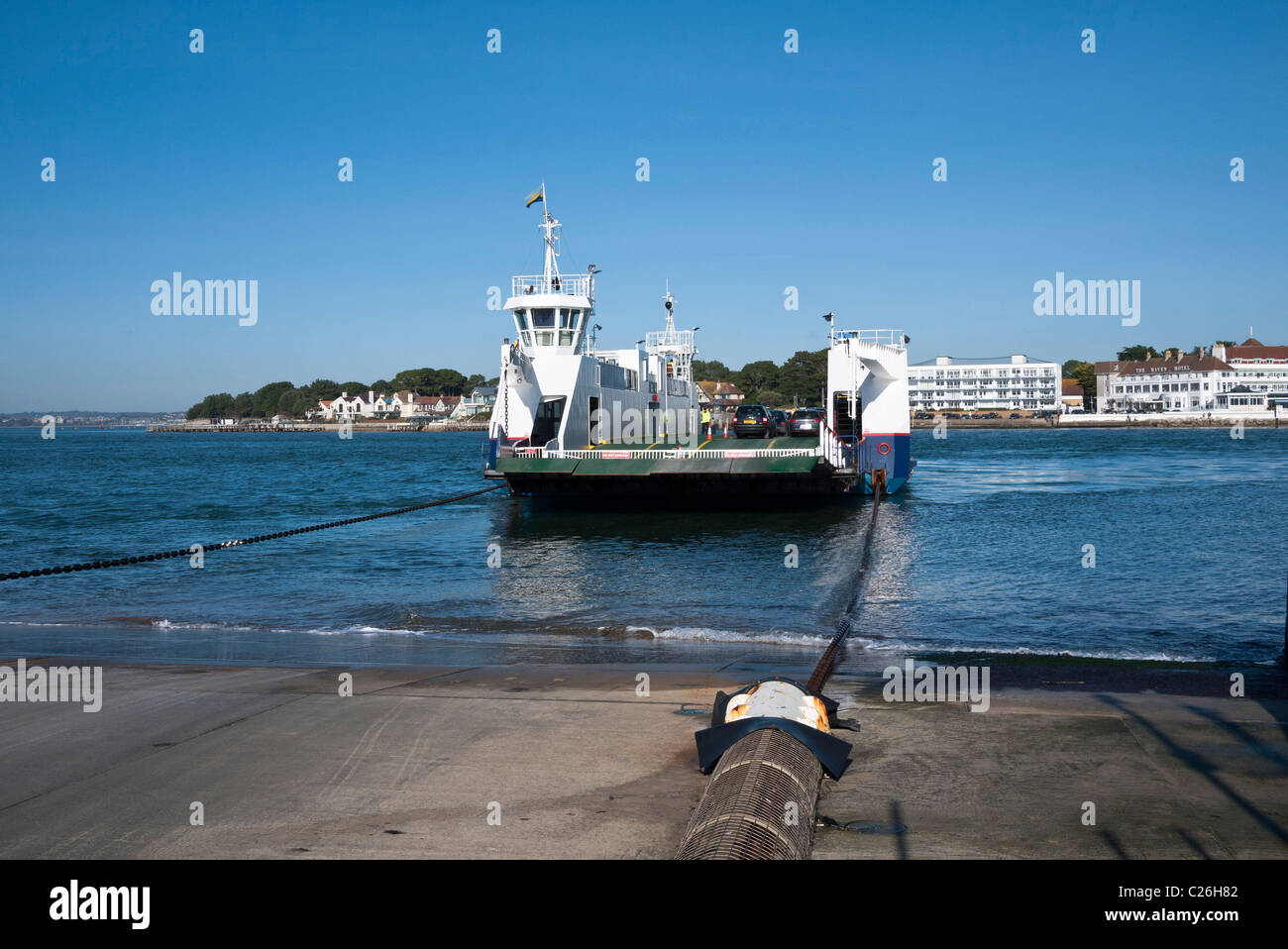 Poole sandbanks chain ferry hires stock photography and images Alamy