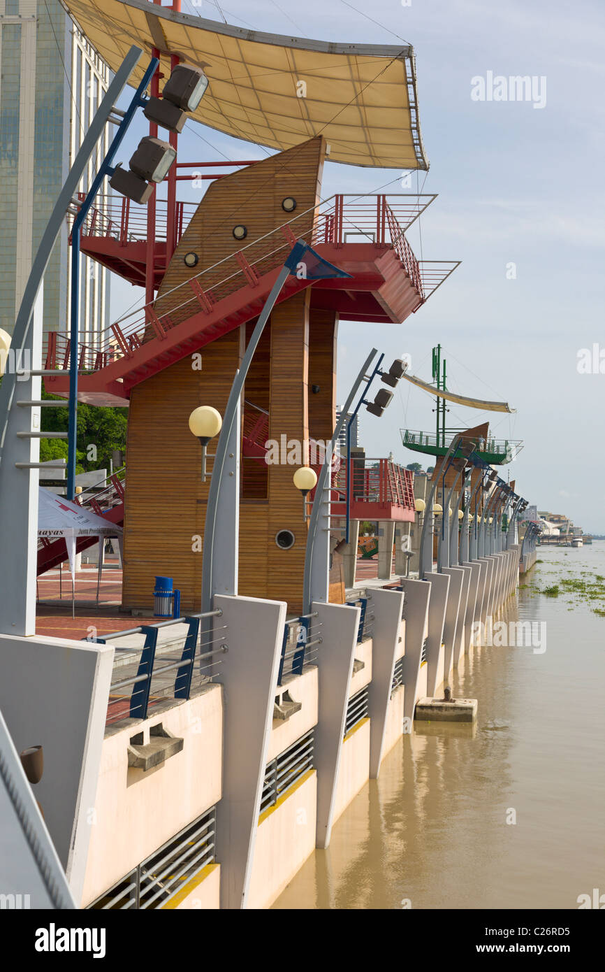 Malecon and Guayas River, Guayaquil, Ecuador Stock Photo