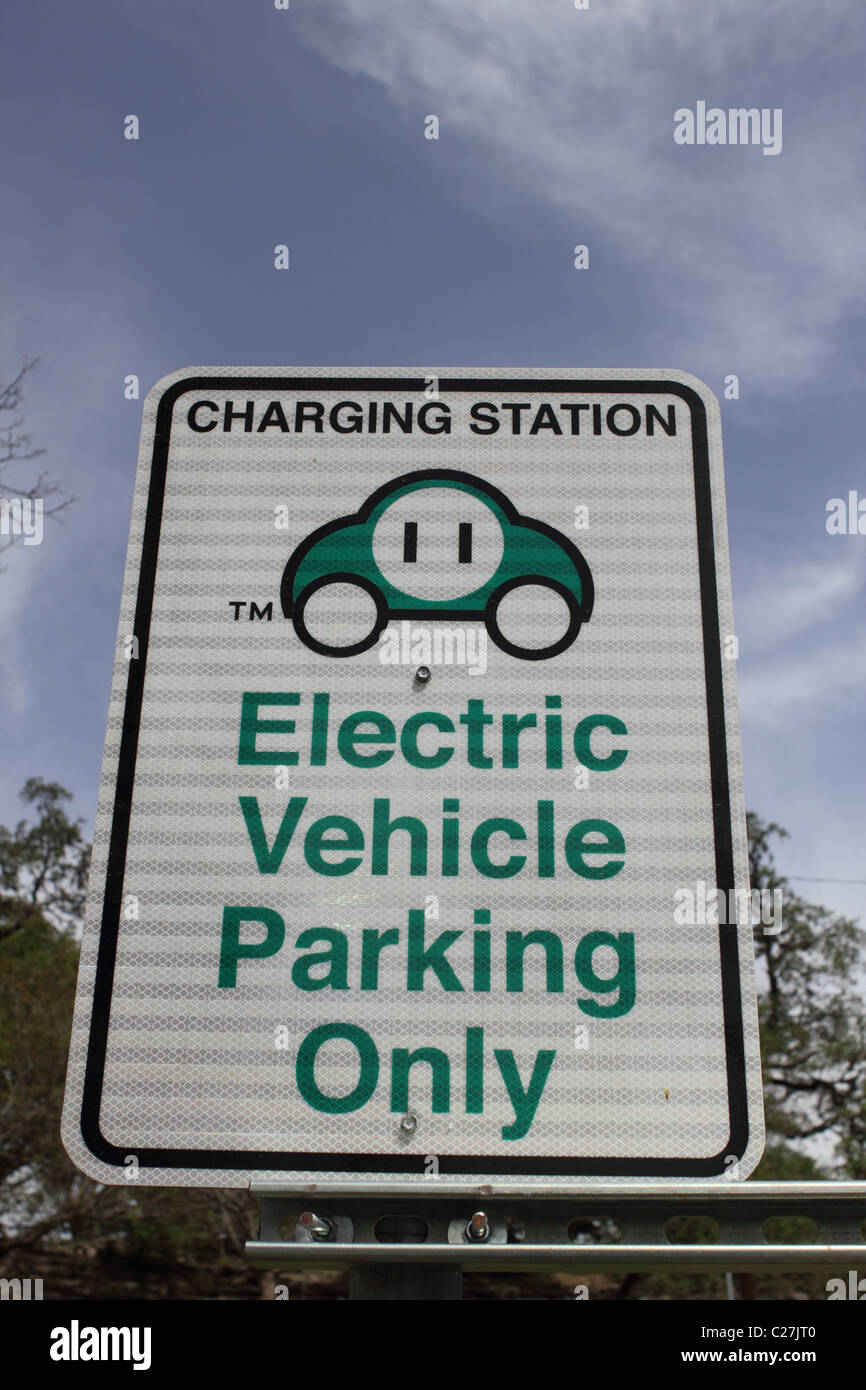 Electric car charging station in Austin Texas Stock Photo Alamy