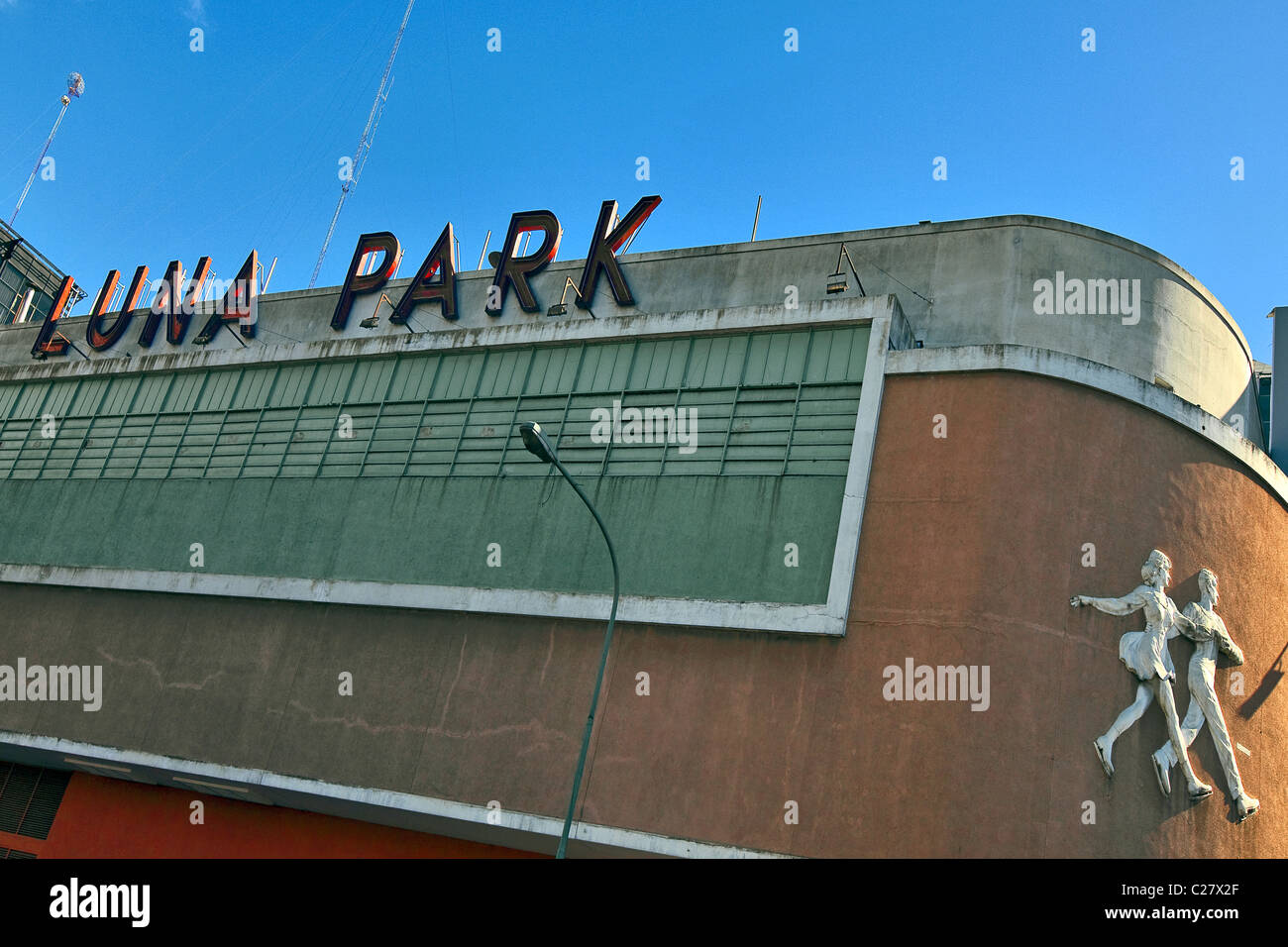About the scenario of Luna Park About the scenario of Luna Park