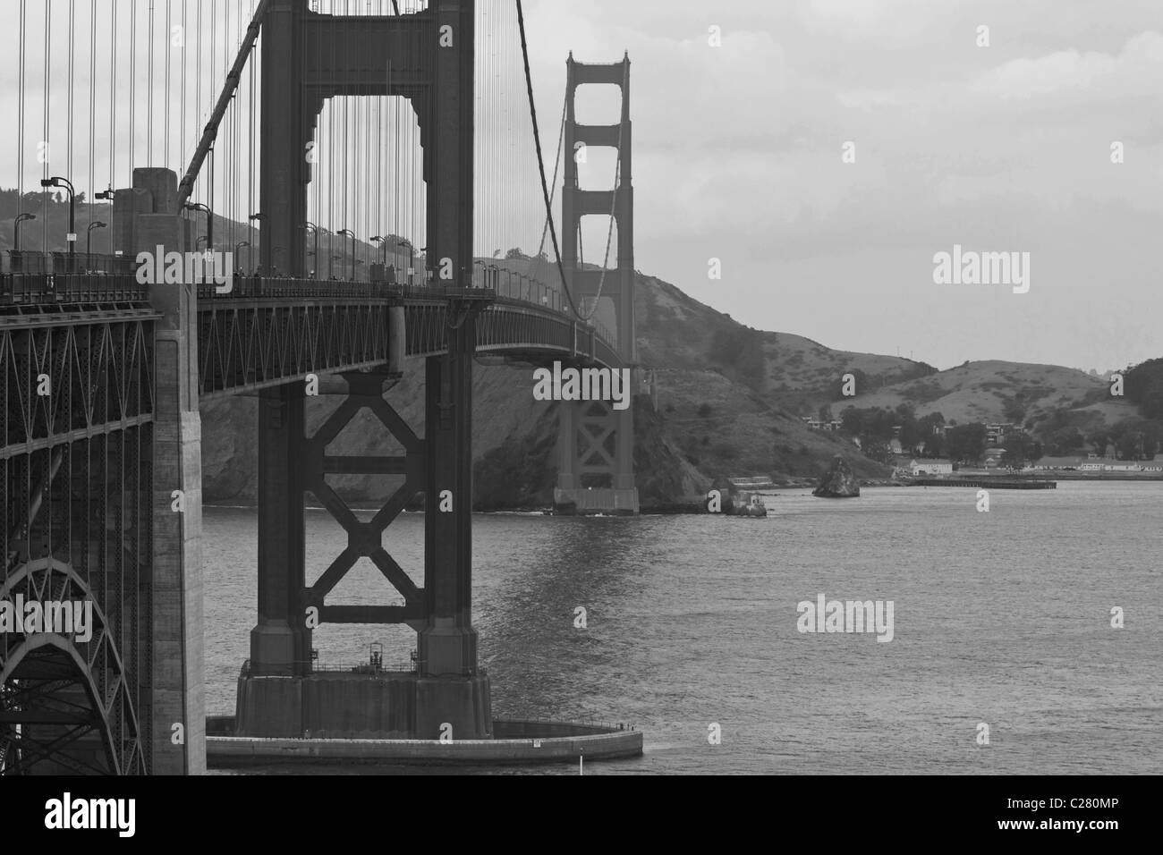 Black And White Shot Of Golden Gate Bridge San Francisco Bay Stock Photo Alamy