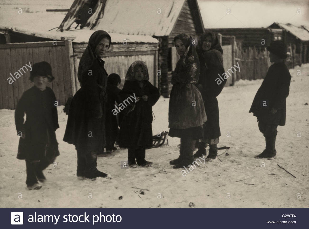 Peasant Children High Resolution Stock Photography and Images Alamy