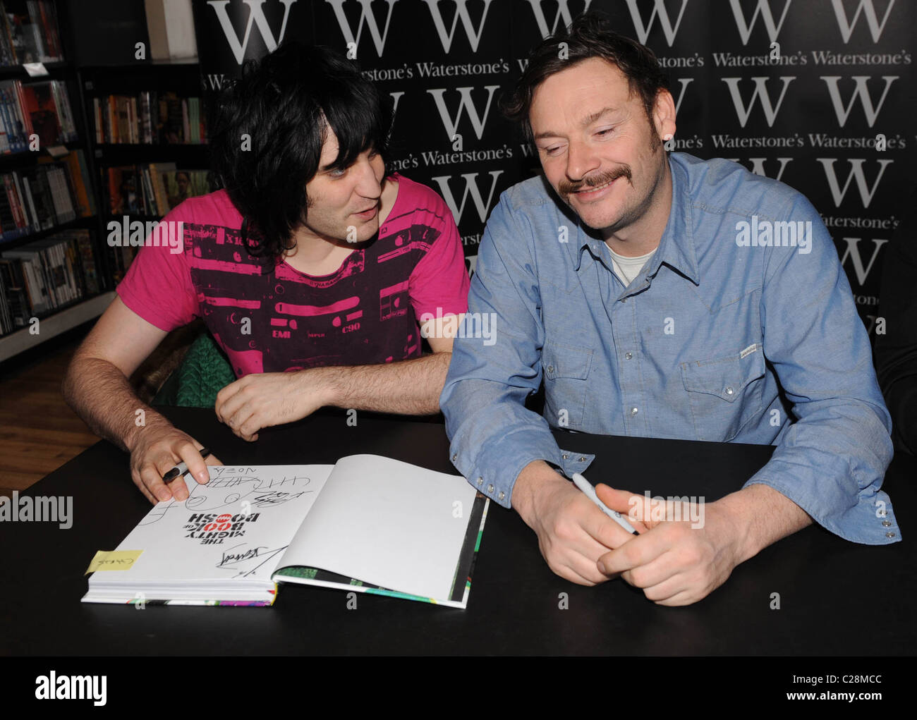 Noel Fielding and Julian Barratt of The Mighty Boosh at a booksigning at Waterstone's, Piccadilly, London, England - 05.12.09 Stock Photo
