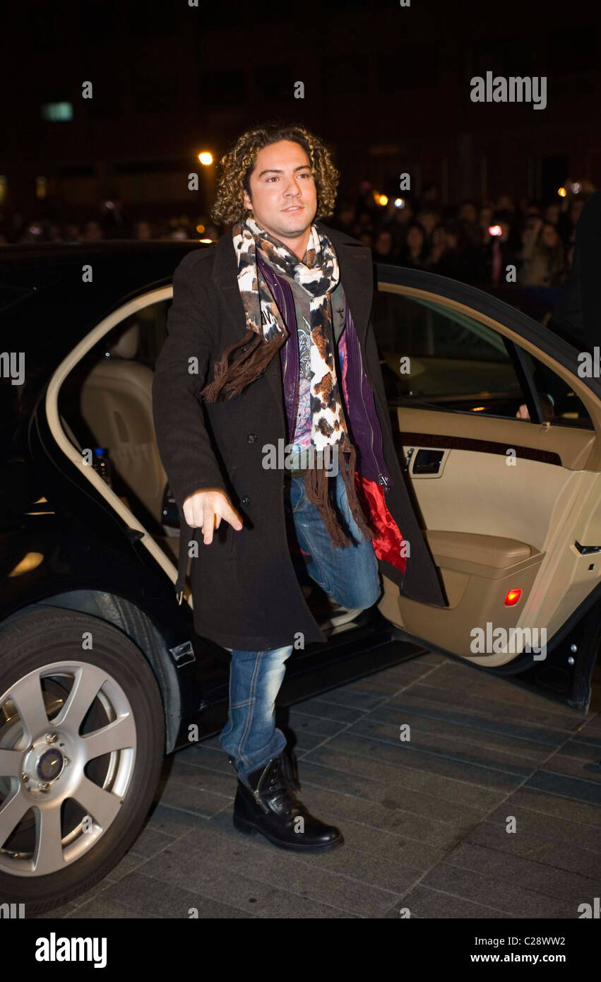 David Bisbal arrives at the 40 Principales Annual Music Awards at the