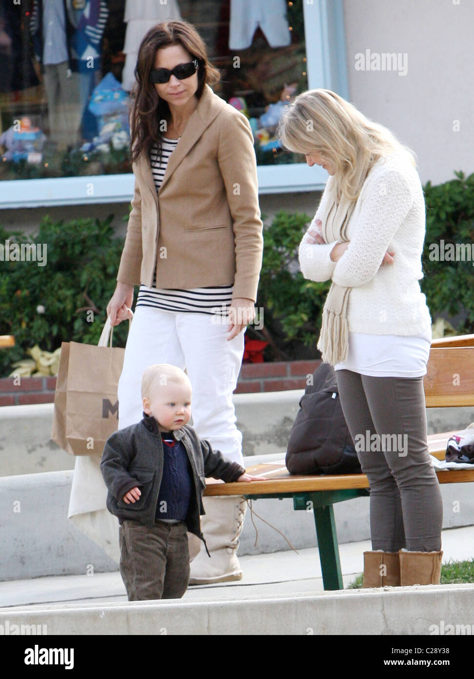 Minnie Driver takes her son, Henry Story Driver, to Cross Creek Park in Malibu Los Angeles, California, USA - 06.12.09 Stock Photo