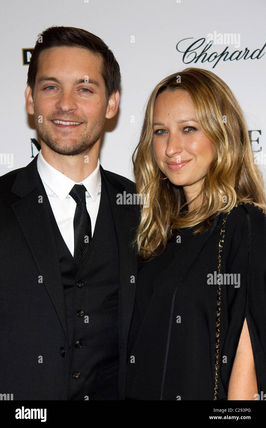 Tobey Maguire and Jennifer Meyer New York premiere of 'Nine' sponsored ...