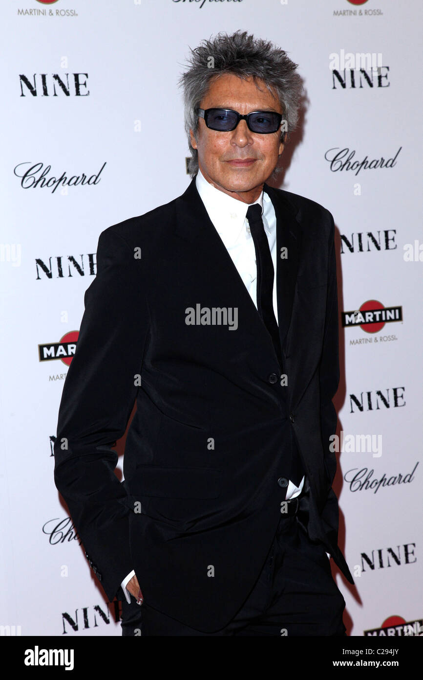 Tommy tune hi-res stock photography and images - Alamy