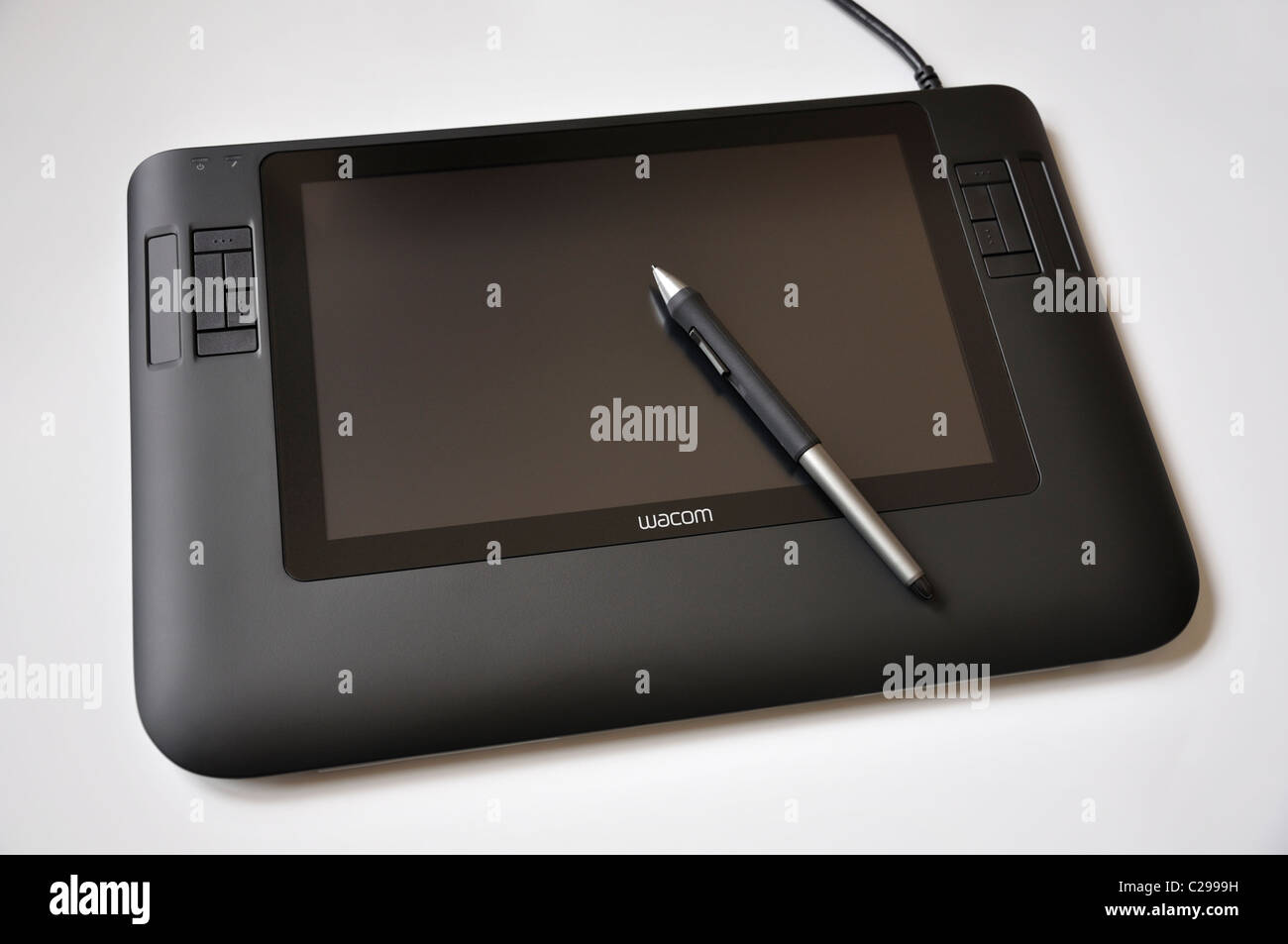 WACOM - Tablette graphique Cintiq 13HD