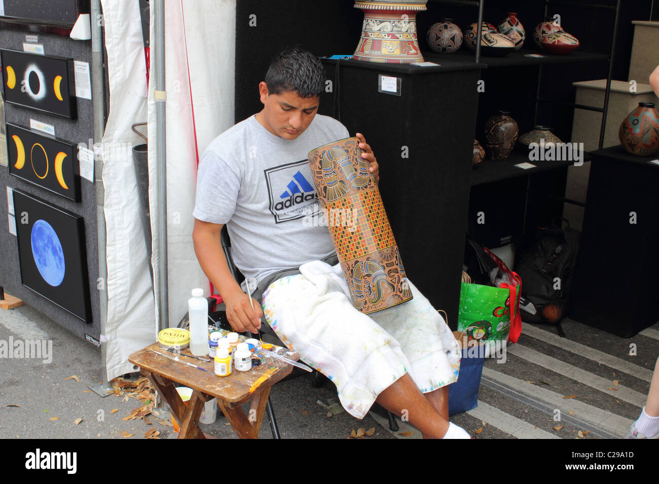 Artist with ceramics hires stock photography and images Alamy