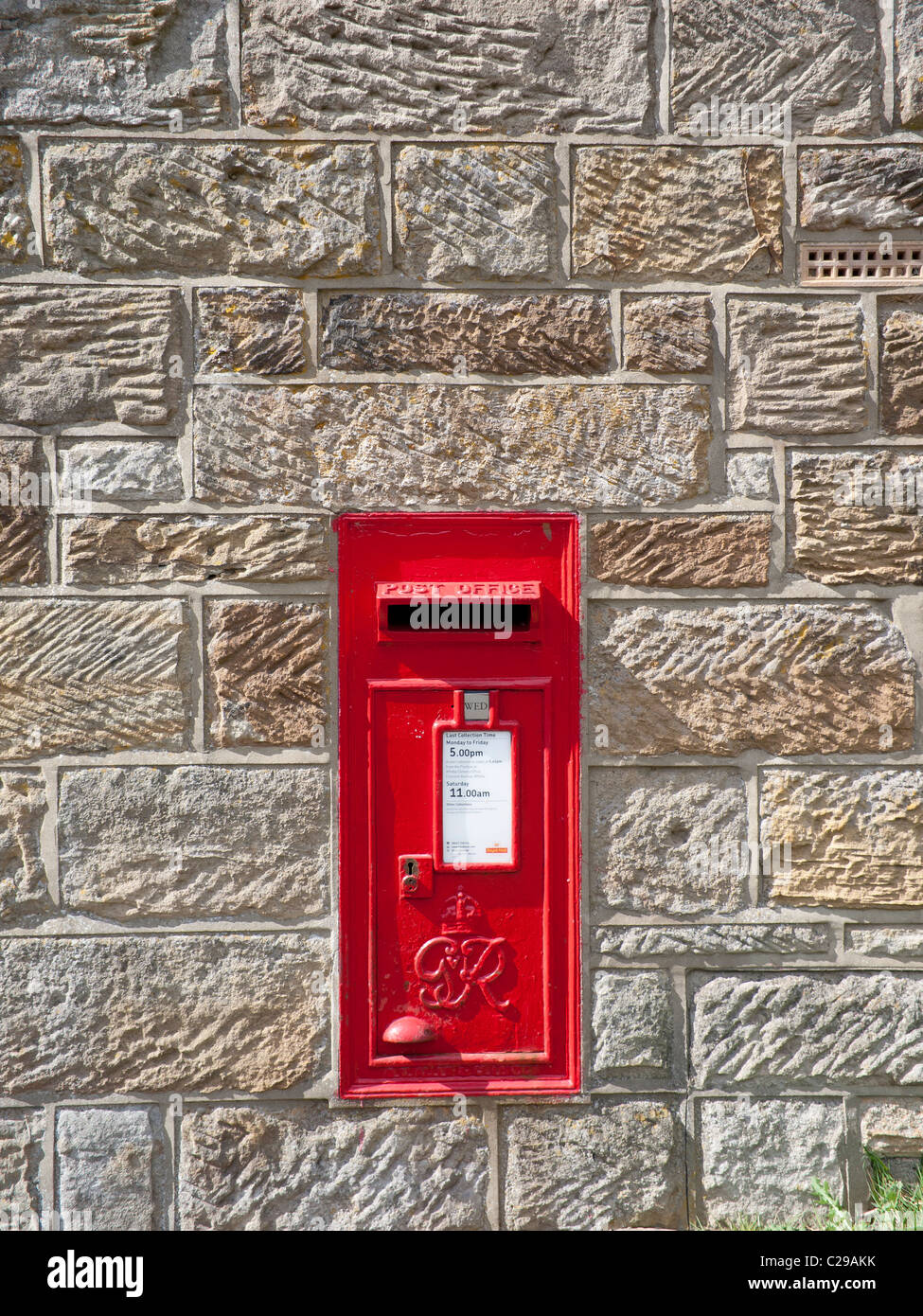 Post box collection times hires stock photography and images Alamy