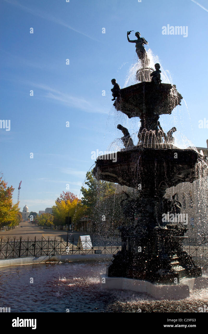 Water fountain in front of the Montgomery County Courthouse located on Dexter Avenue in Montgomery, Alabama, USA. Stock Photo