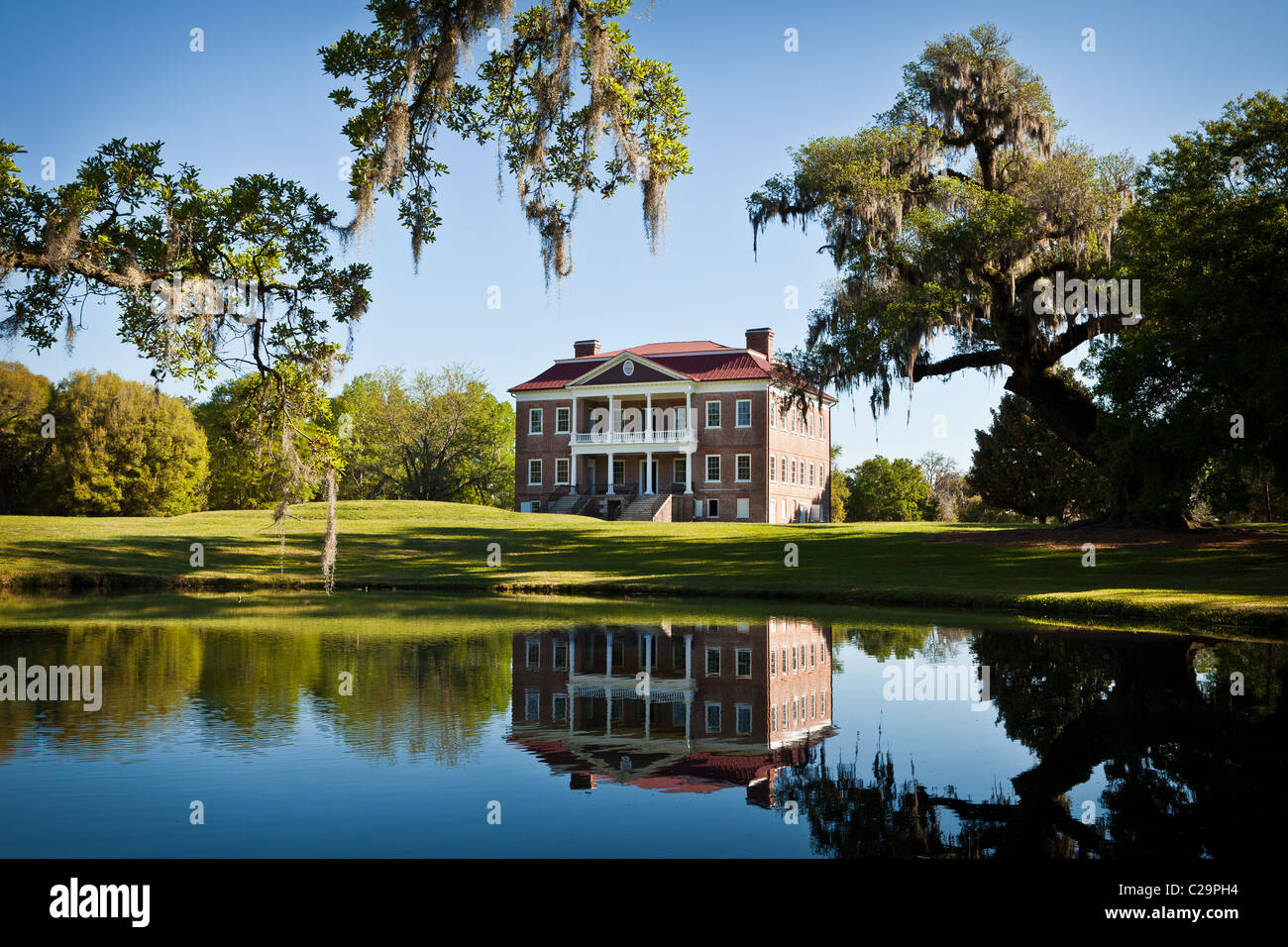 Drayton Hall Plantation in Charleston, SC. Palladian style estate built by John Drayton in 1738. Stock Photo