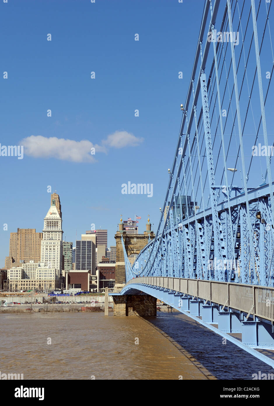 Downtown Cincinnati and the Roebling bridge viewed from Covington Stock Photo