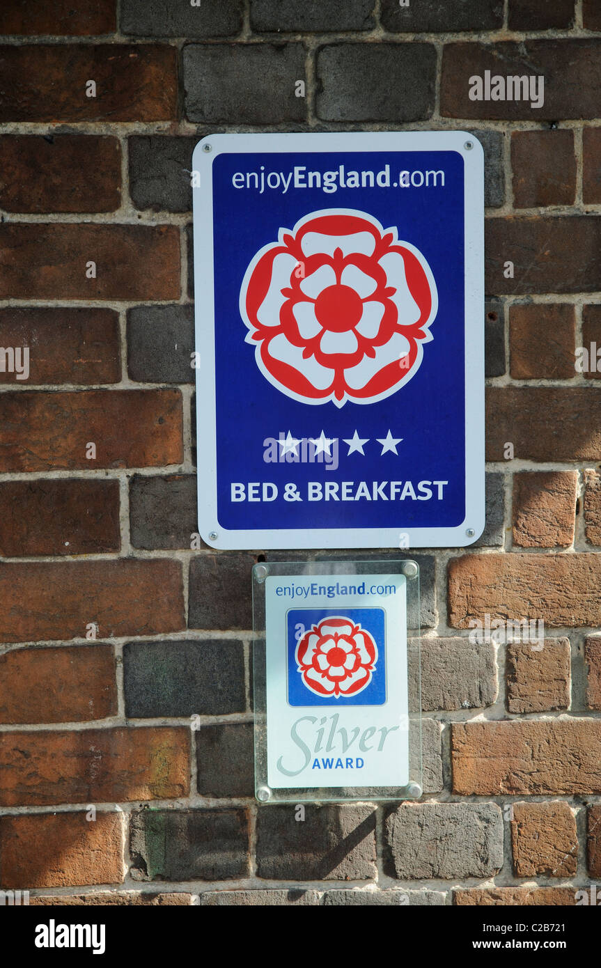 enjoyEngland 4 star bed & breakfast establishment sign with silver award Stock Photo