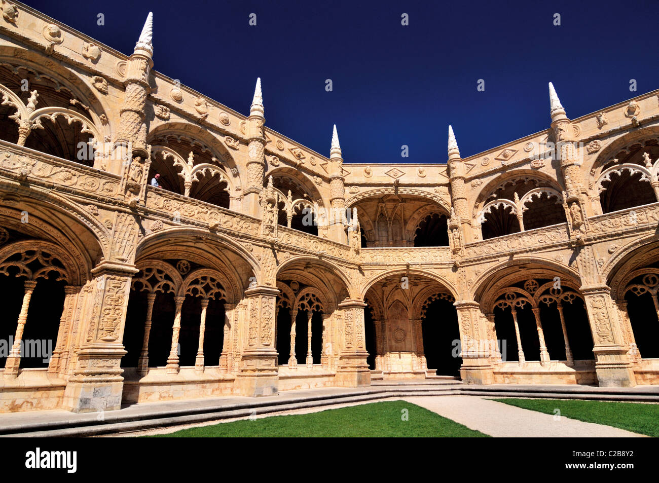 Portugal, Lisbon: Manueline cloister of the monastery of St. Jerome in Belém Stock Photo