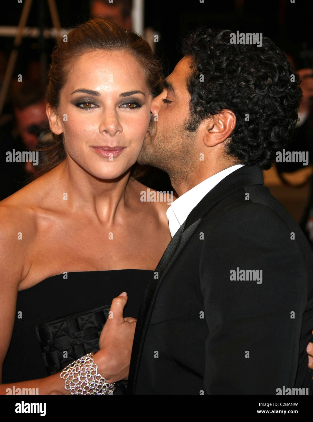 Melissa Theuriau and Jamel Debbouze 2010 Cannes International Film Festival - Day 10 - 'Outside The Law' - Premiere Cannes, Stock Photo