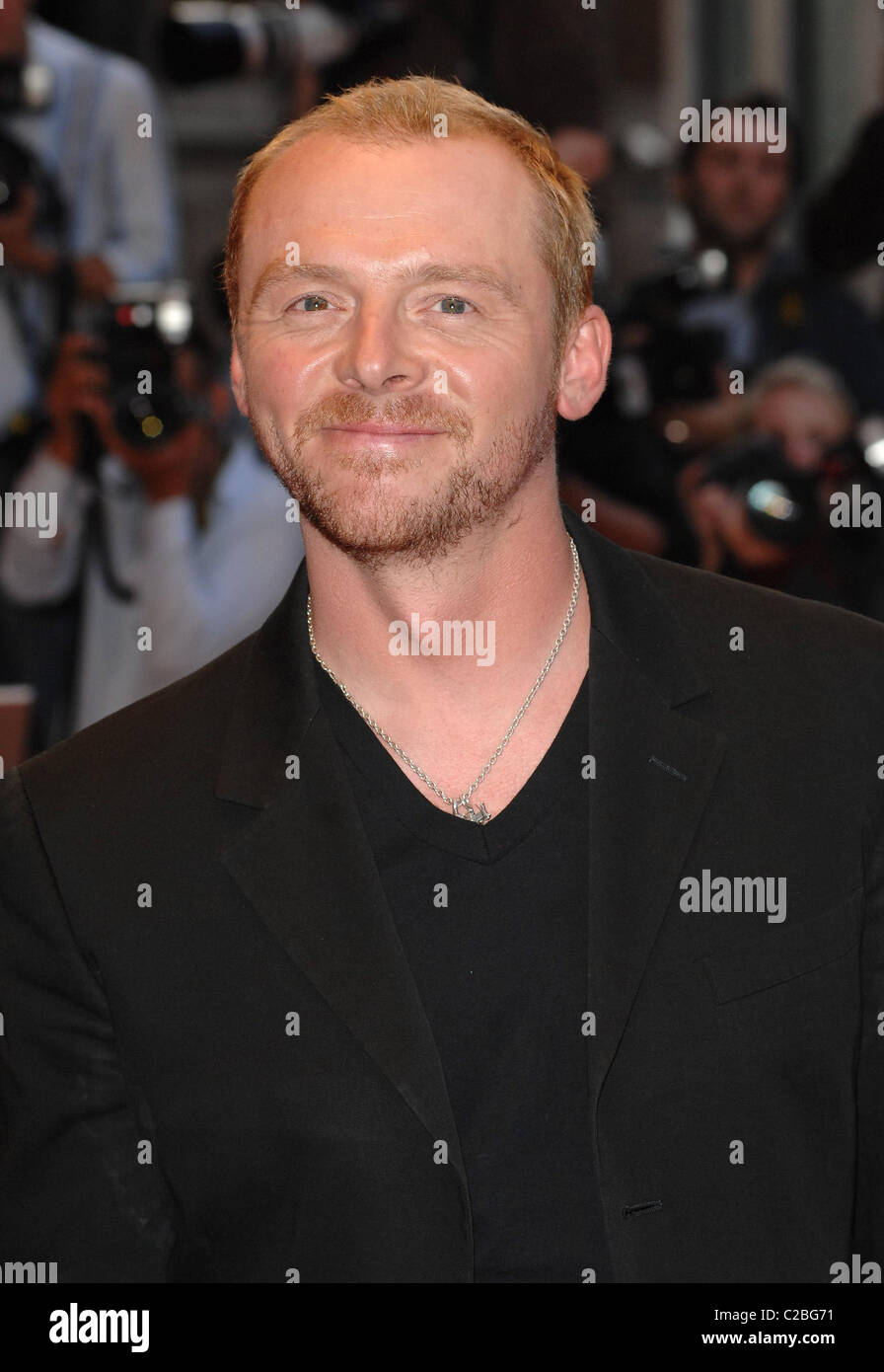 Simon Pegg UK premiere of 'Run, Fat Boy, Run,' held at the Odeon West End - Arrivals London, England - 03.09.07 : Stock Photo