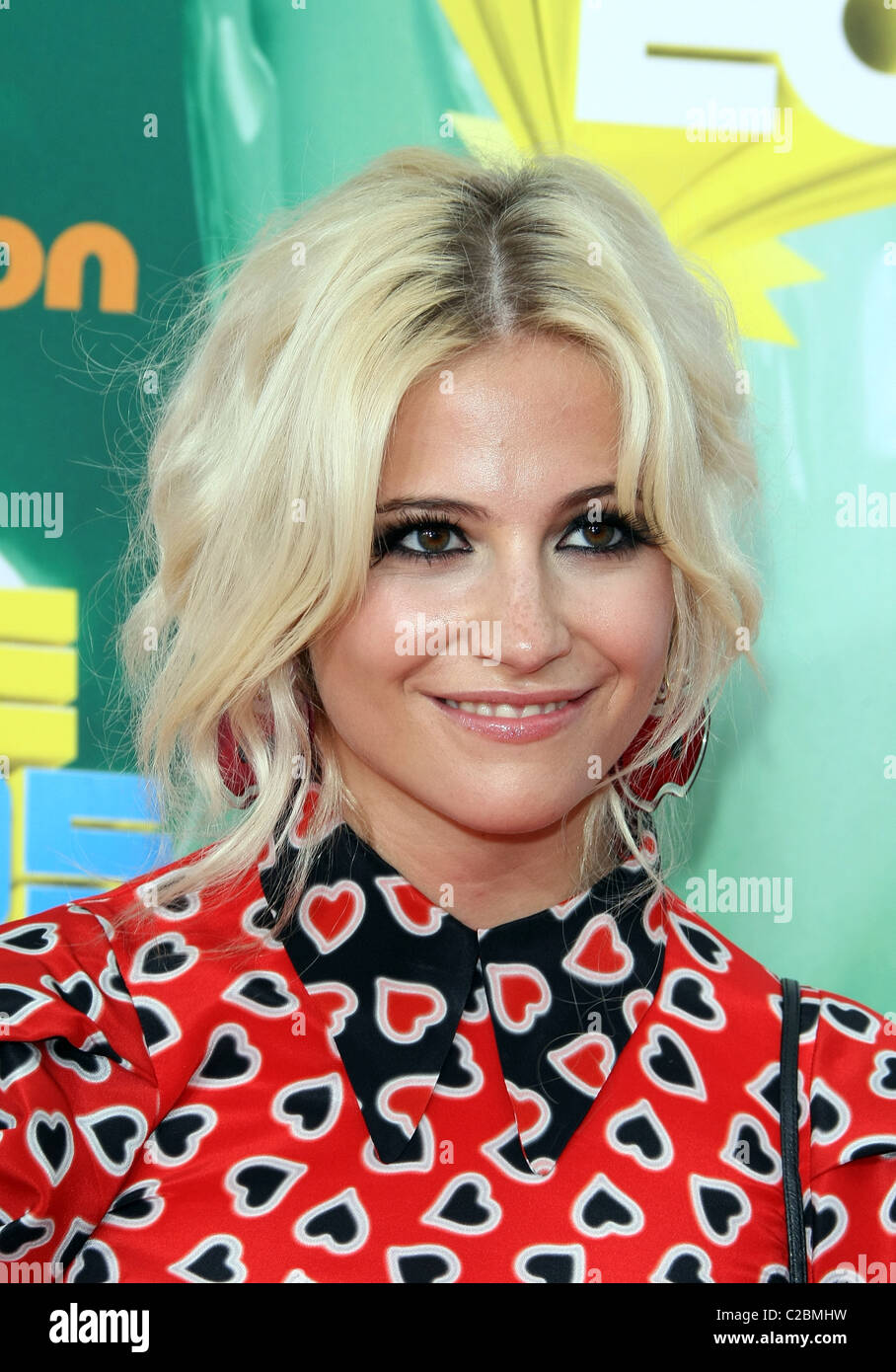 PIXIE LOTT NICKELODEON'S 24TH ANNUAL KIDS CHOICE AWARDS DOWNTOWN LOS ANGELES CALIFORNIA USA 02 April 2011 Stock Photo