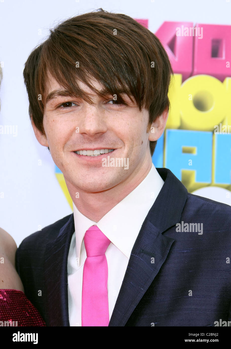 DRAKE BELL NICKELODEON'S 24TH ANNUAL KIDS CHOICE AWARDS DOWNTOWN LOS ANGELES CALIFORNIA USA 02 April 2011 Stock Photo