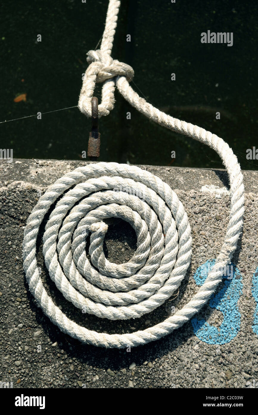 Connected sailing hi-res stock photography and images - Alamy