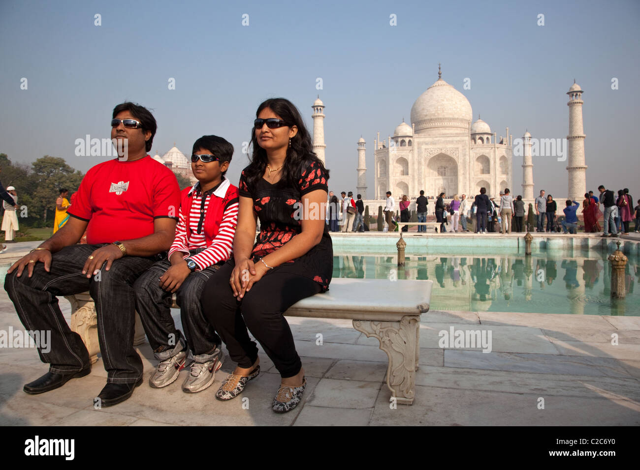 IN PICS Karisma Kapoor Is Elated As She Finally Visits Taj Mahal