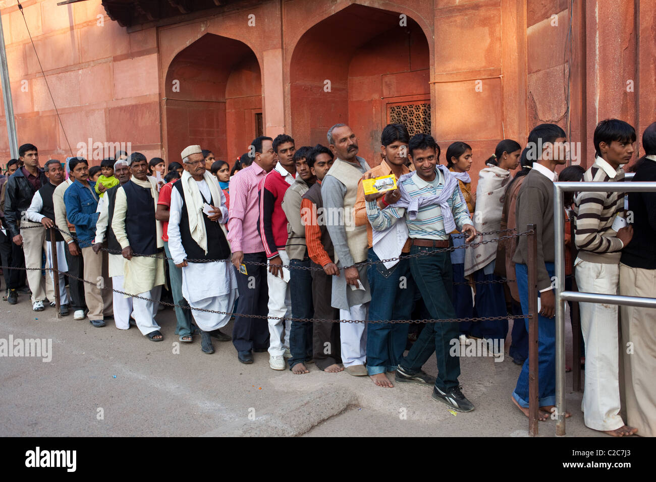 Entrance ticket taj mahal hires stock photography and images Alamy