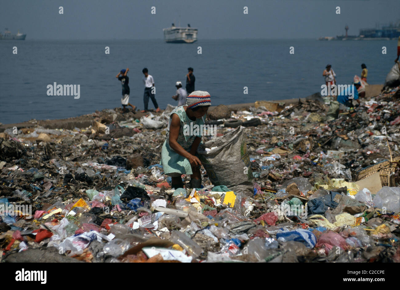 Philippines landfill hires stock photography and images Alamy