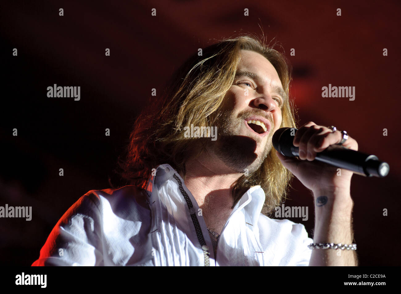 April 08, 2011, Sacramento, CA - Bo Bice performs on stage at Thunder Valley Casino in Rocklin, CA Stock Photo