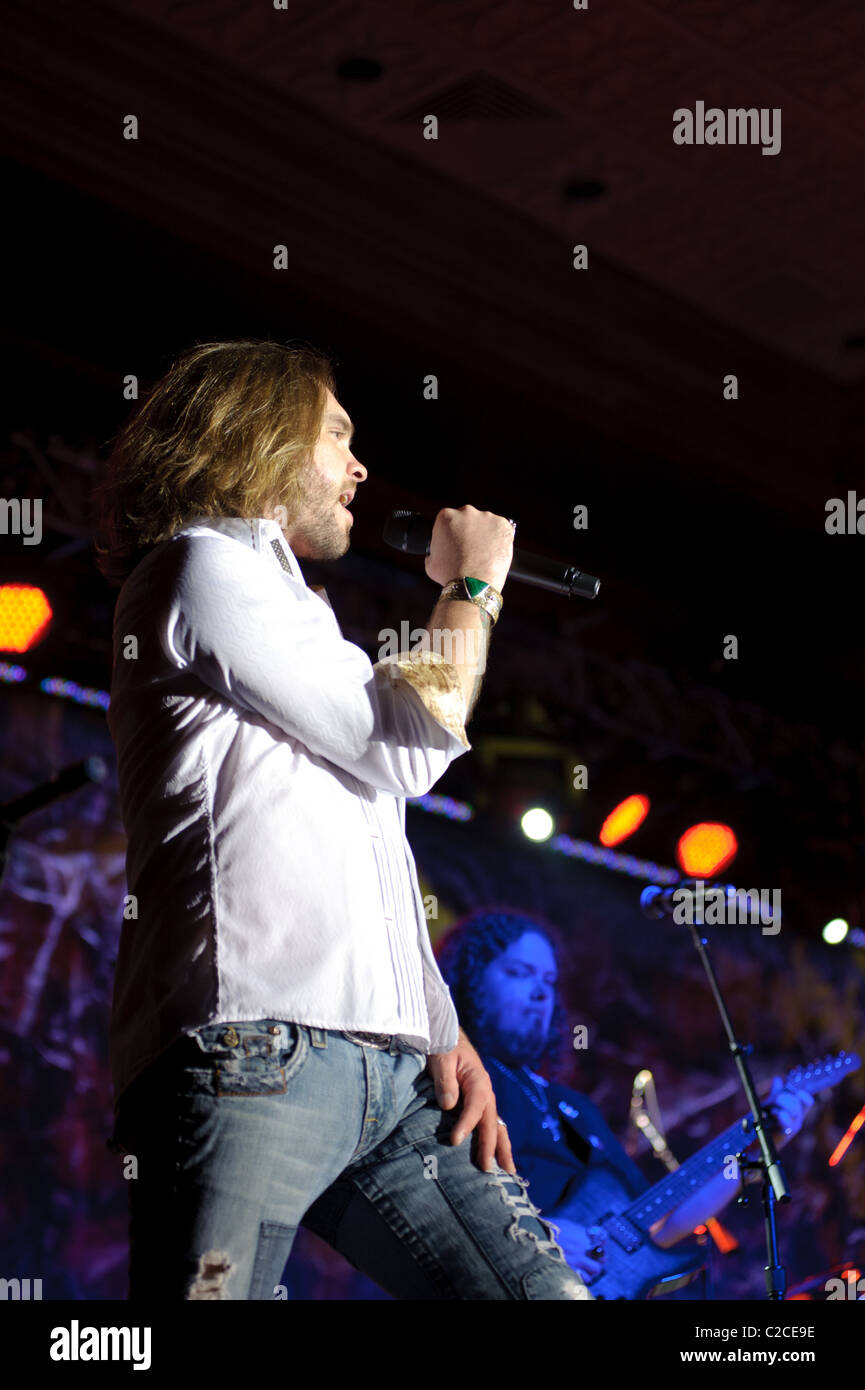 April 08, 2011, Sacramento, CA - Bo Bice performs on stage at Thunder Valley Casino in Rocklin, CA Stock Photo