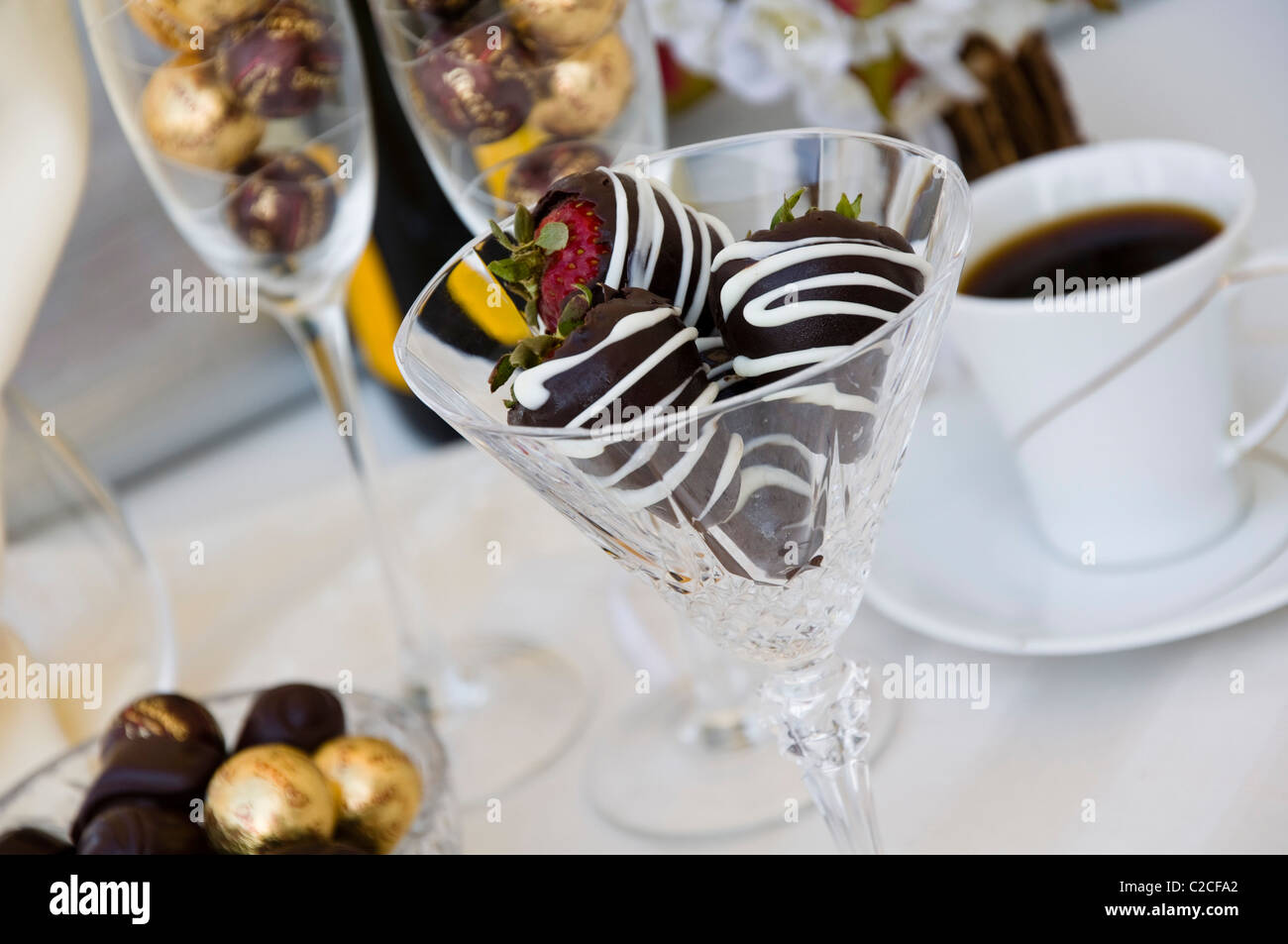 Champagne and chocolate covered strawberry Stock Photo