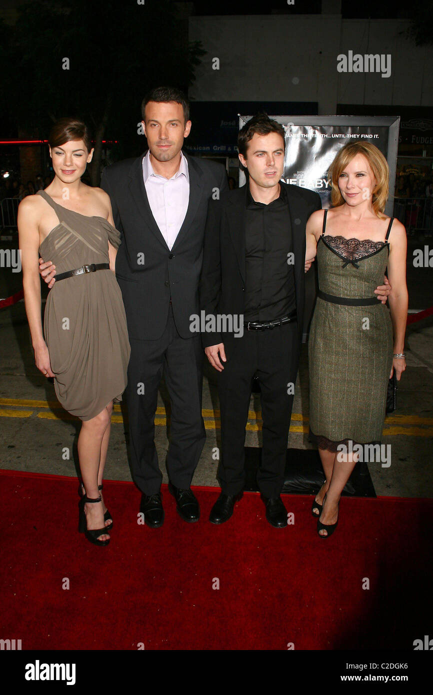 Michelle Monaghan, Writer/Director Ben Affleck, Casey Affleck and Amy Ryan Los Angeles premiere of 'Gone Baby Gone' at Mann Stock Photo