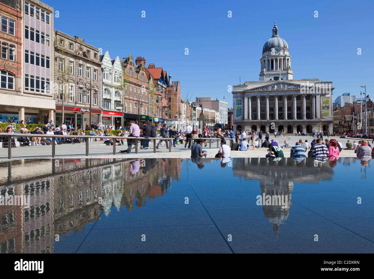 The council house and  Old market square fountain Nottingham Nottinghamshire England GB UK EU Europe Stock Photo