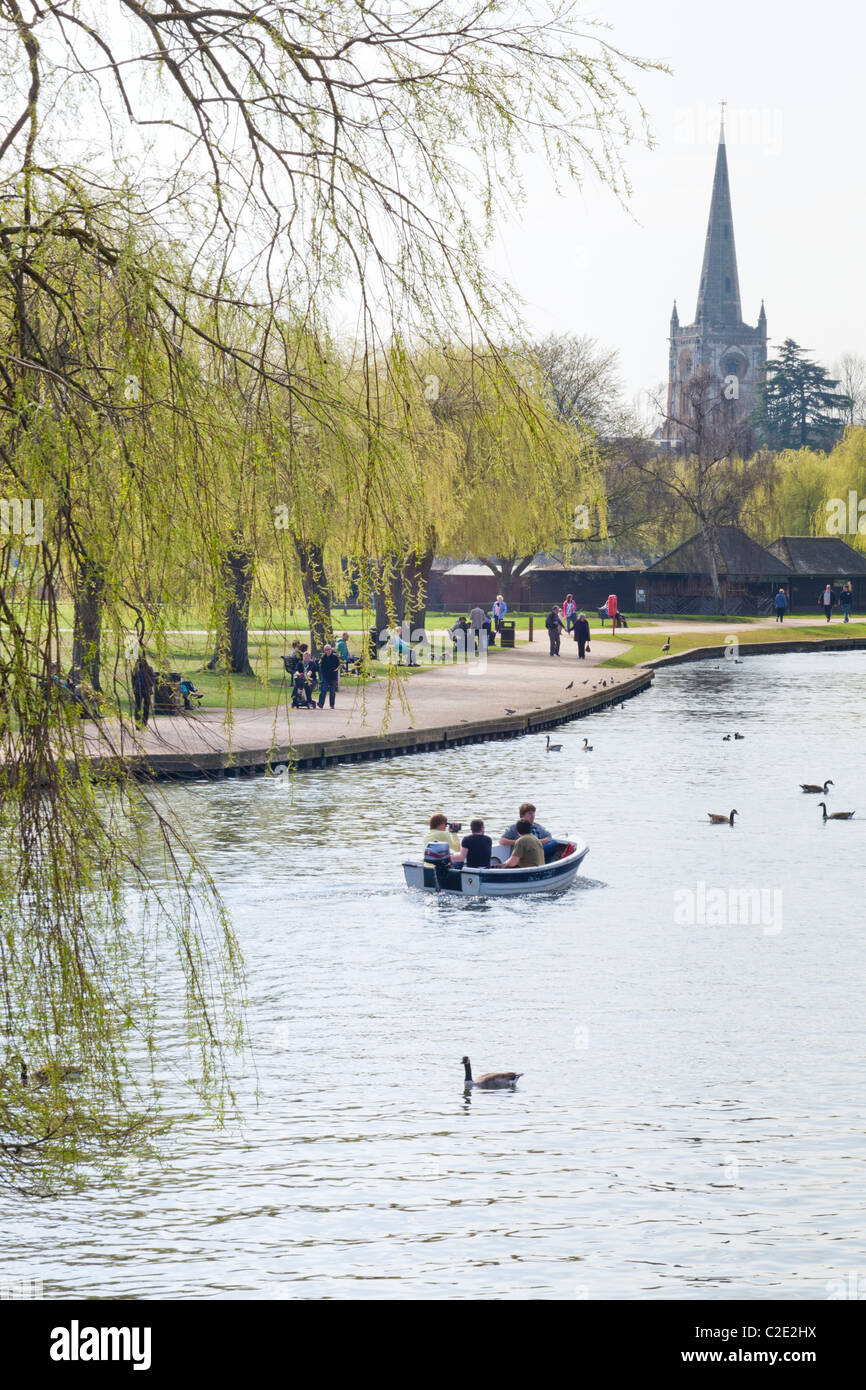 Looking down the River Avon towards Holy Trinity church, Stratford upon Avon, Warwickshire, England, UK Stock Photo