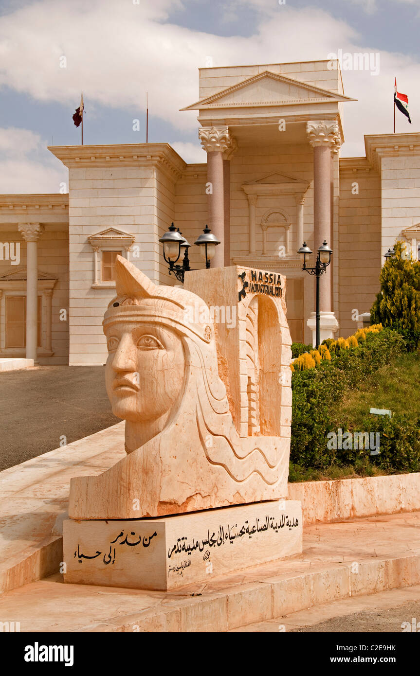 Queen Zenobia Statue