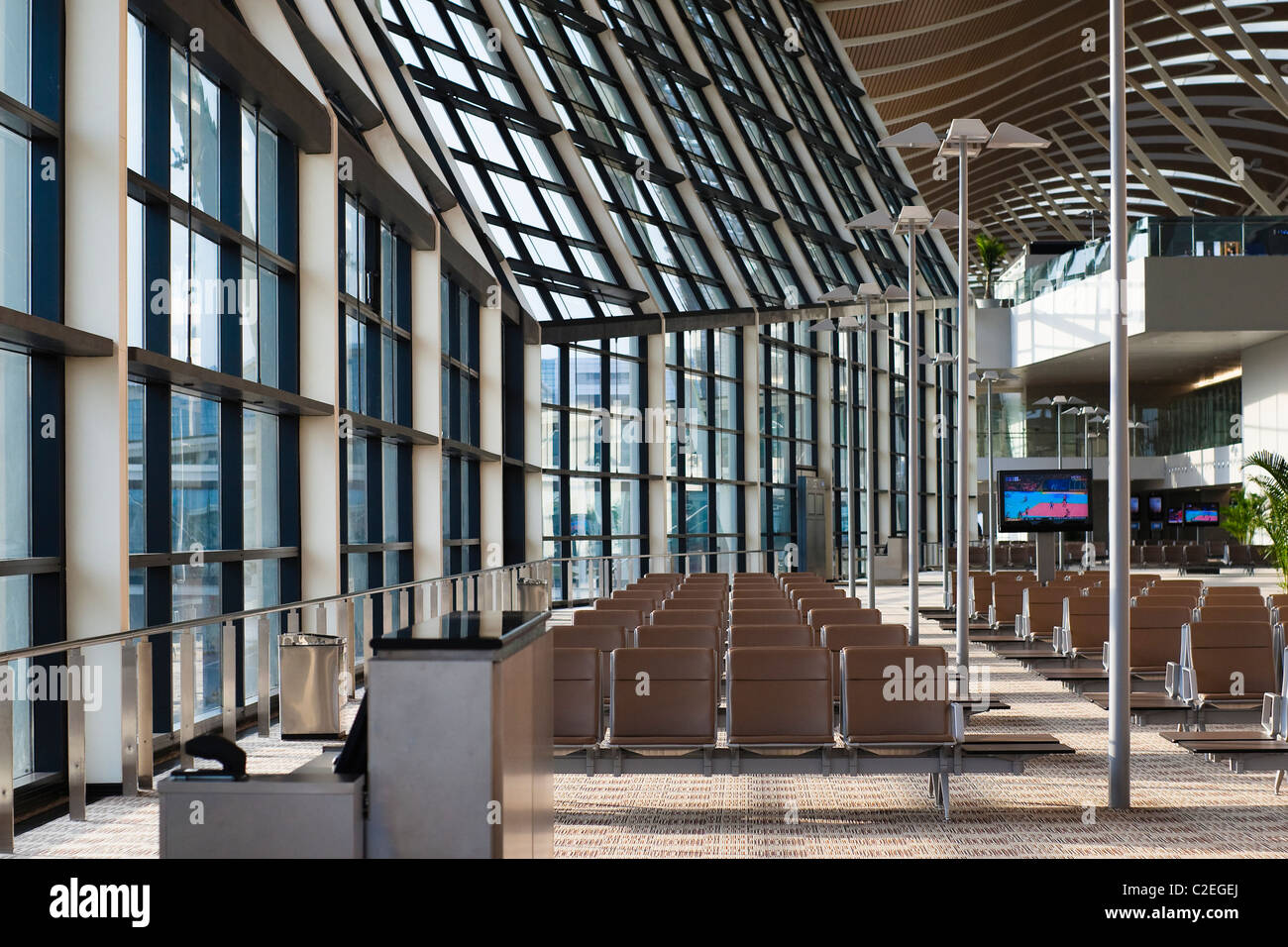 Airport waiting area hi-res stock photography and images - Alamy