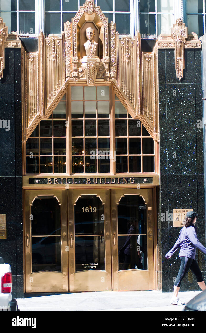 The Brill Building High Resolution Stock Photography and Images - Alamy